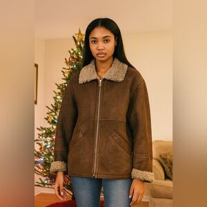 Women’s Zip up Shearling Jacket